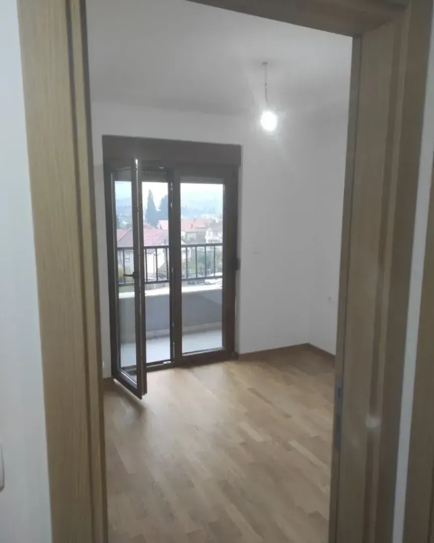 Prodaja, dvosoban stan, 56m², Stari Aerodrom, Podgorica