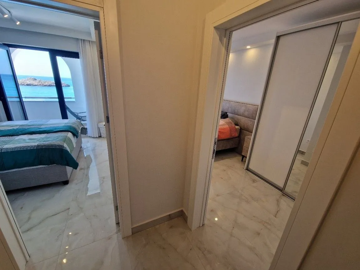 Sale, two bedroom apartment, 62m², Sveti Stefan, Budva