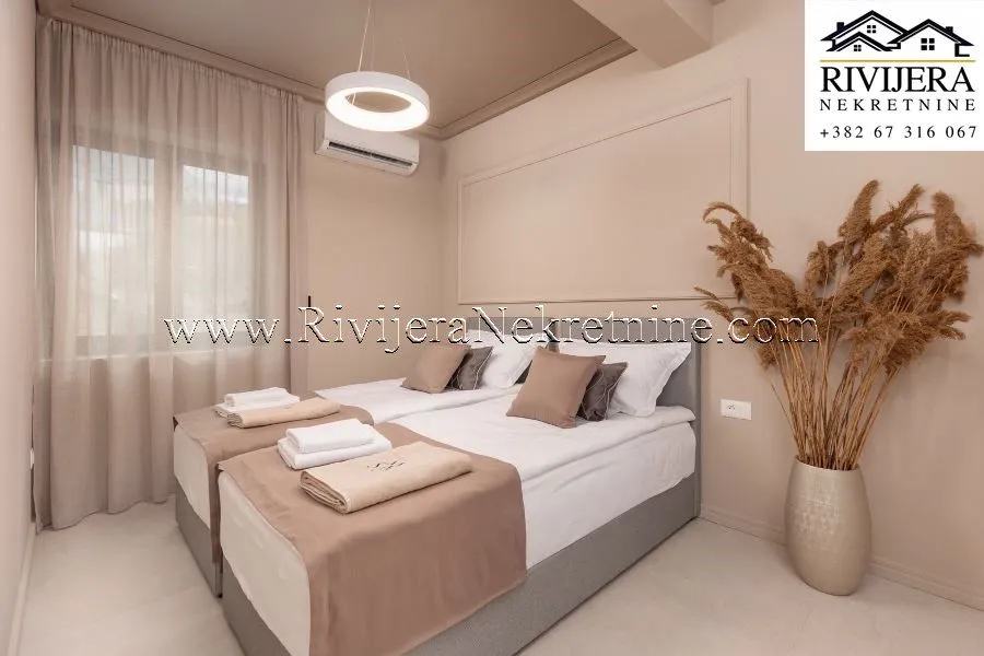 Prodaja, trosoban stan, 191m², Dobrota, Kotor