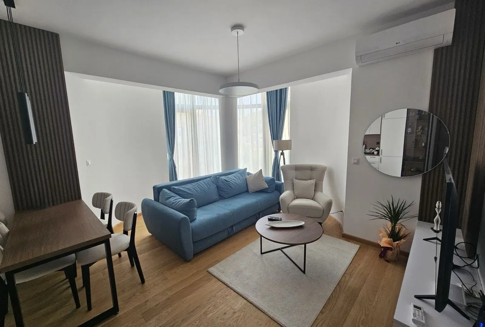 Rent, one bedroom apartment, 62m², Bečići, Budva