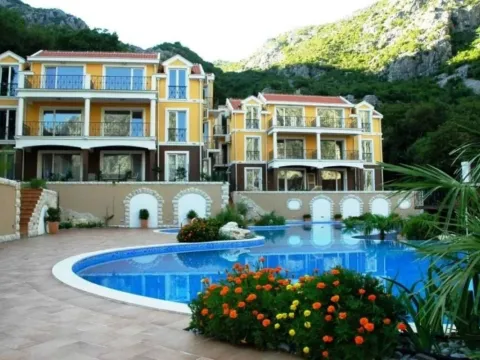 Sale, one bedroom apartment, 63m², Orahovac, Kotor - image 1