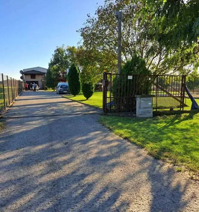 Prodaja, poslovni prostor, 1026m², Temerin, Novi Sad