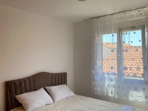Izdavanje, jednosoban stan, 42m², Velji Vinogradi, Budva - image 5