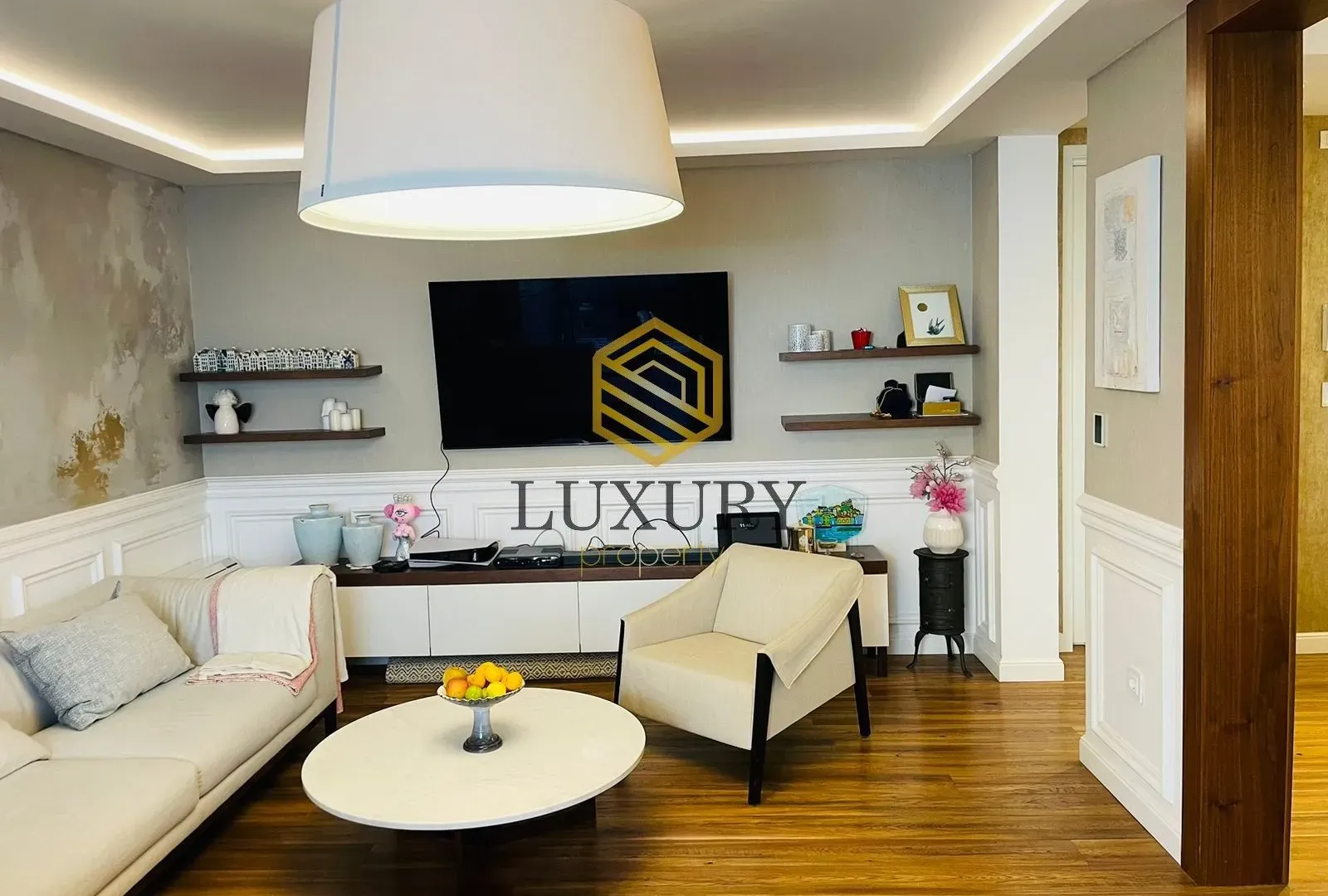 Prodaja, trosoban stan, 122m², Centar, Podgorica