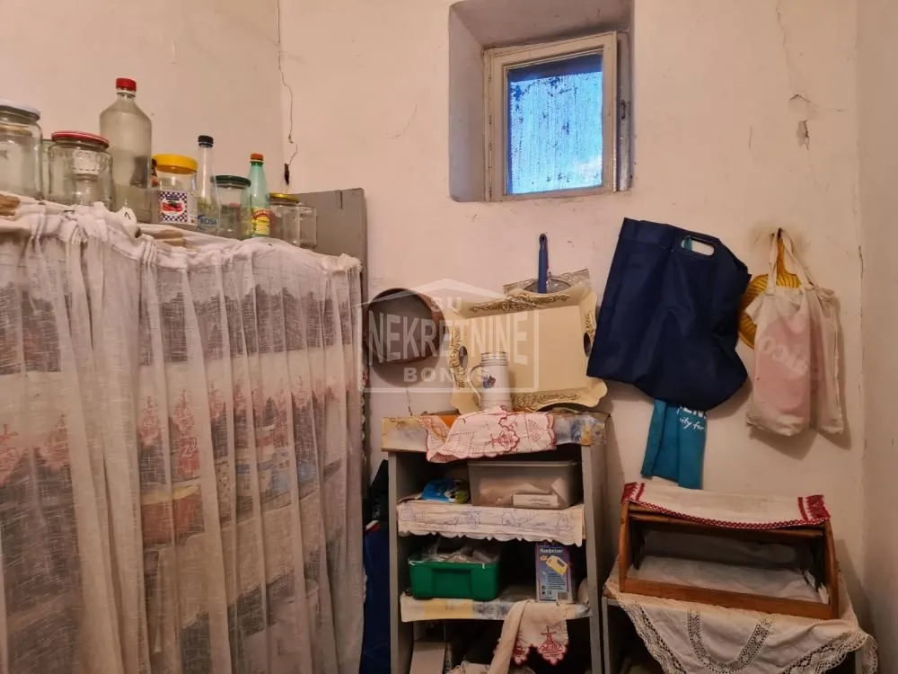 Prodaja, kuća, 263m², Bajmok, Subotica