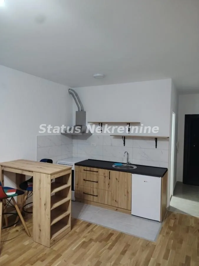 Izdavanje, garsonjera, 27m², Adice, Novi Sad Sve Podlokacije