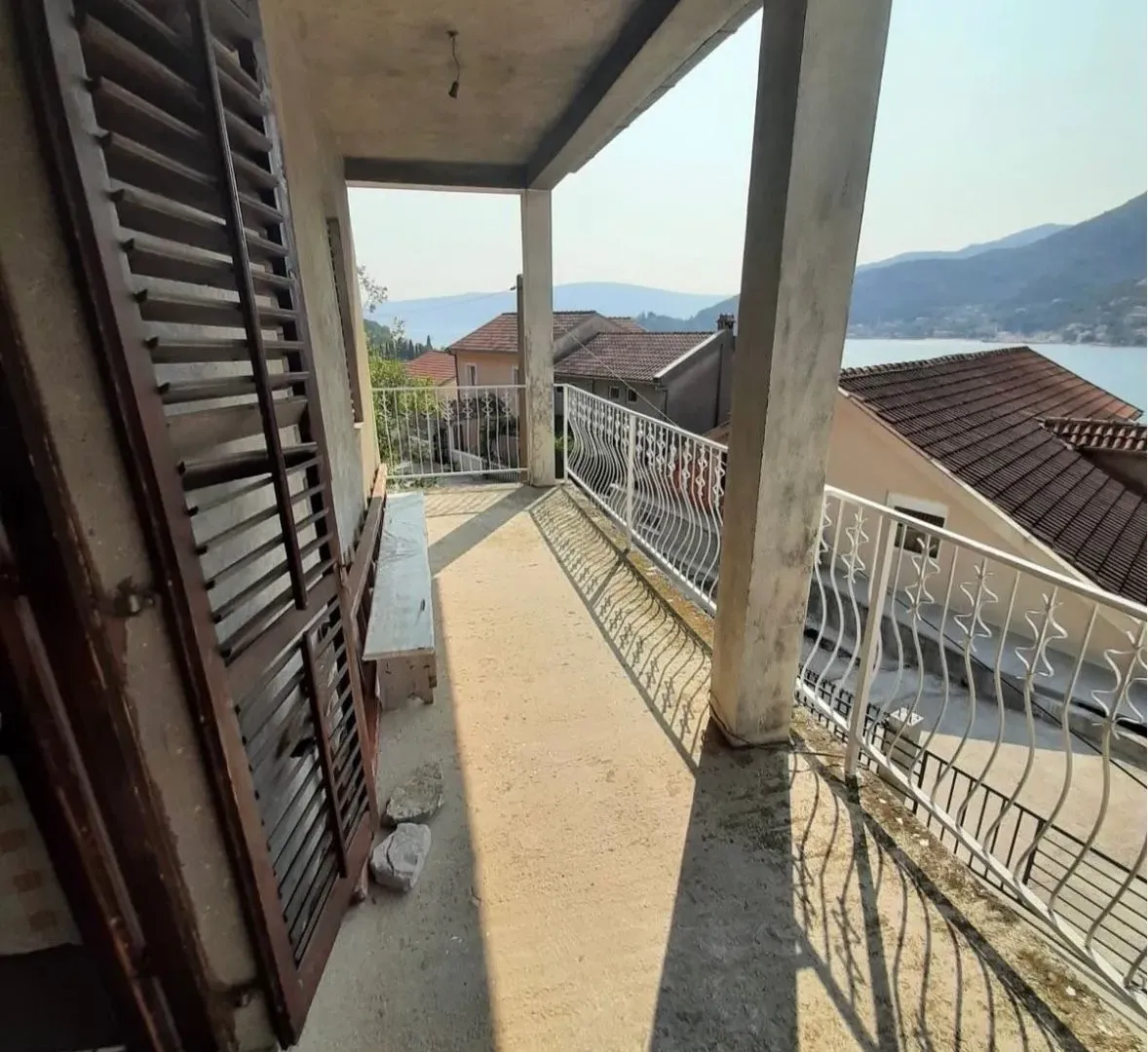 Prodaja, kuća, 156m², Lepetani, Tivat