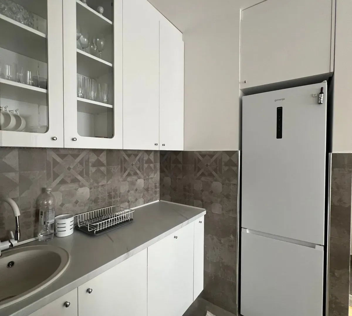Rent, one bedroom apartment, 45m², Pobrežje, Podgorica
