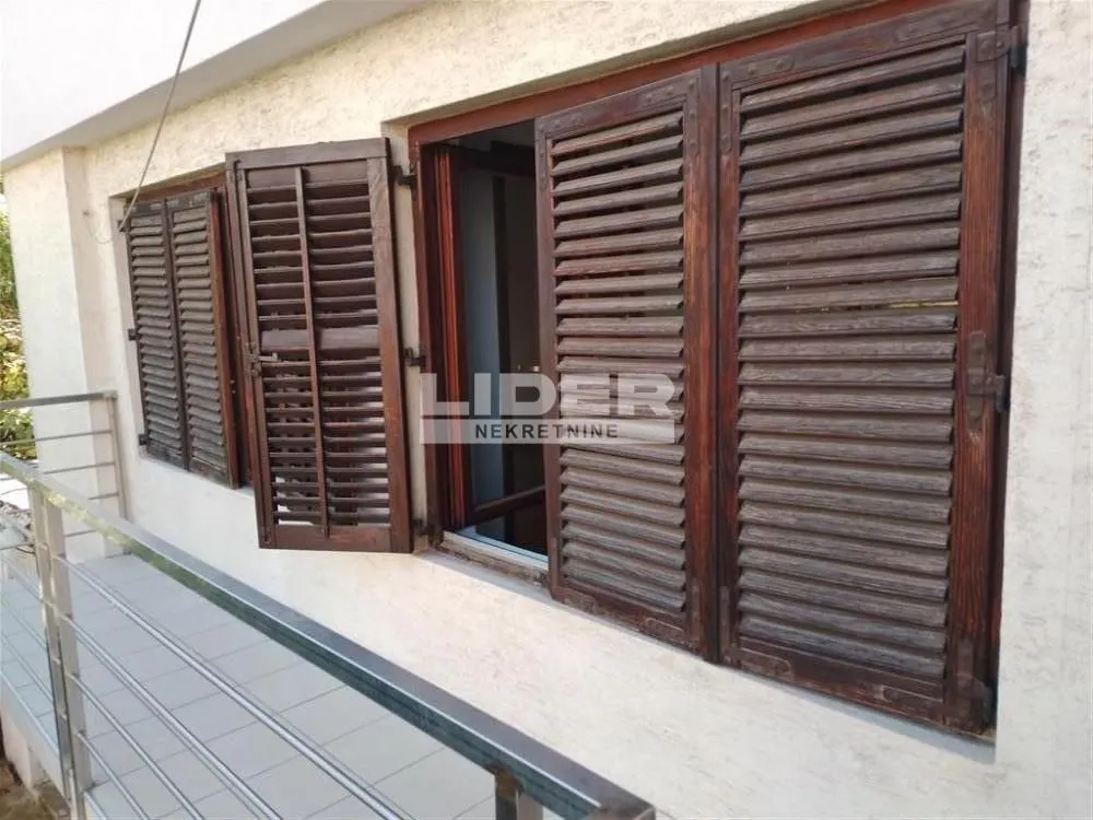 Sale, three bedroom apartment, 58m², Zvezdara Sve Podlokacije, Beograd