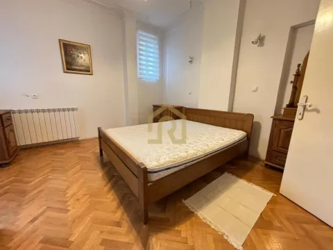 Izdavanje, trosoban stan, 100m², Lekino Brdo, Voždovac Sve Podlokacije - image 9