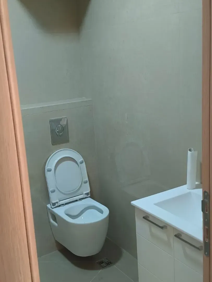 Izdavanje, poslovni prostor, 66m², Preko Morače, Podgorica