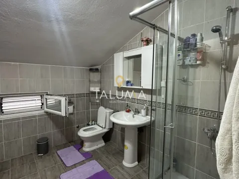 Izdavanje, stan, 200m², Tološi, Podgorica - image 8