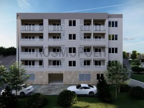 Prodaja, trosoban stan, 76m², Centar, Pančevo - image 2