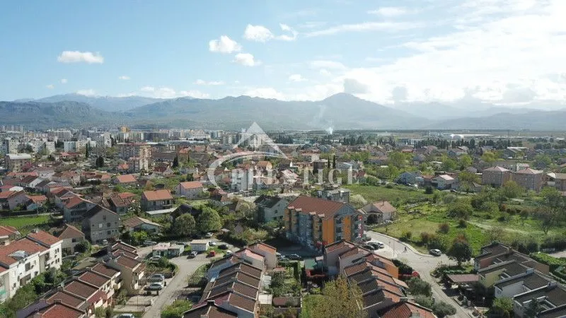 Prodaja, poslovni prostor, 388m², Centar, Podgorica