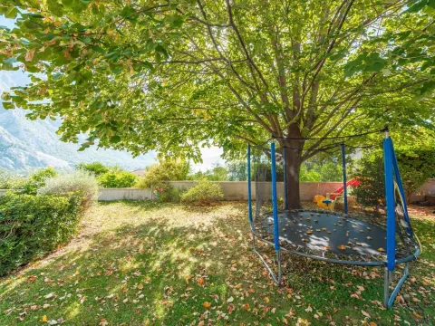 Sale, house, 305m², Orahovac, Kotor - image 28