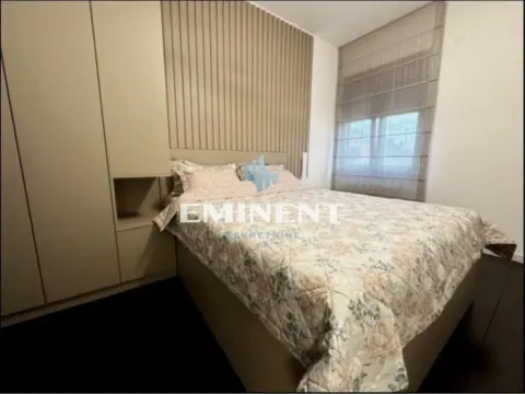 Prodaja, trosoban stan, 77m², Zemun Gornji Grad, Zemun Sve Podlokacije - image 9