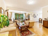 Prodaja, kuća, 300m², Dušanovac, Voždovac Sve Podlokacije