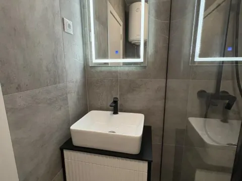 Rent, two bedroom apartment, 40m², Grbavica, Novi Sad Sve Podlokacije - image 16