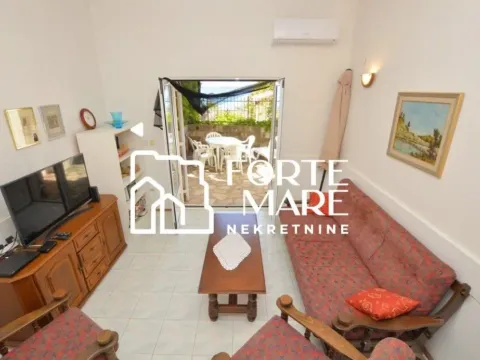 Prodaja, dvosoban stan, 81m², Savina, Herceg Novi