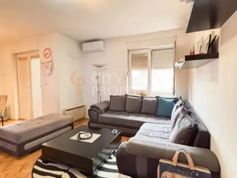 Prodaja, stan, 57m², Stari Aerodrom, Podgorica - image 5