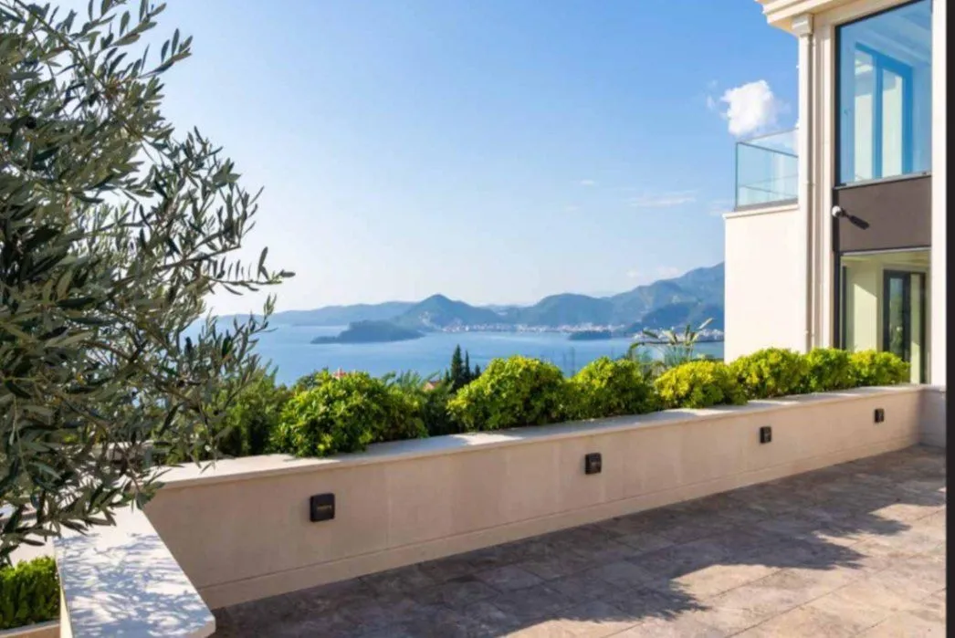 Prodaja,  kuća, 400m2, Budva