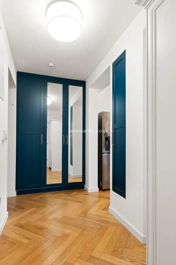 Prodaja, dvosoban stan, 68m², Tivat, Crna Gora