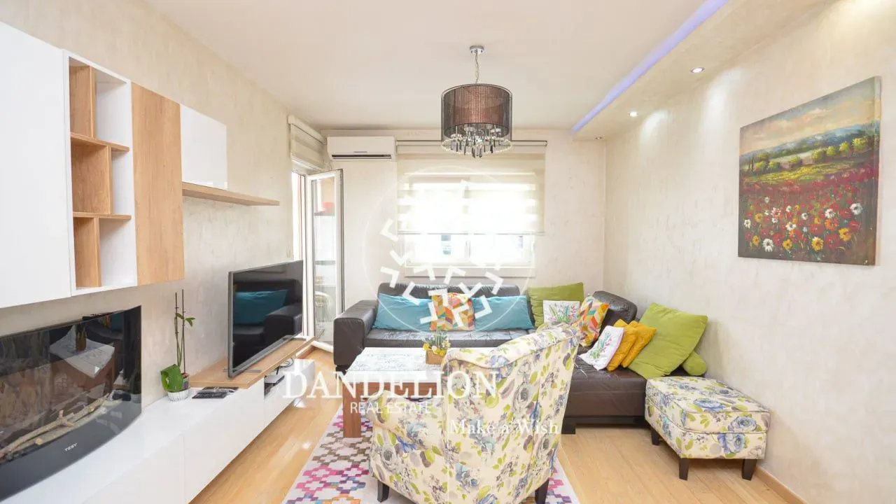 Izdavanje, jednosoban stan, 47m², City Kvart, Podgorica