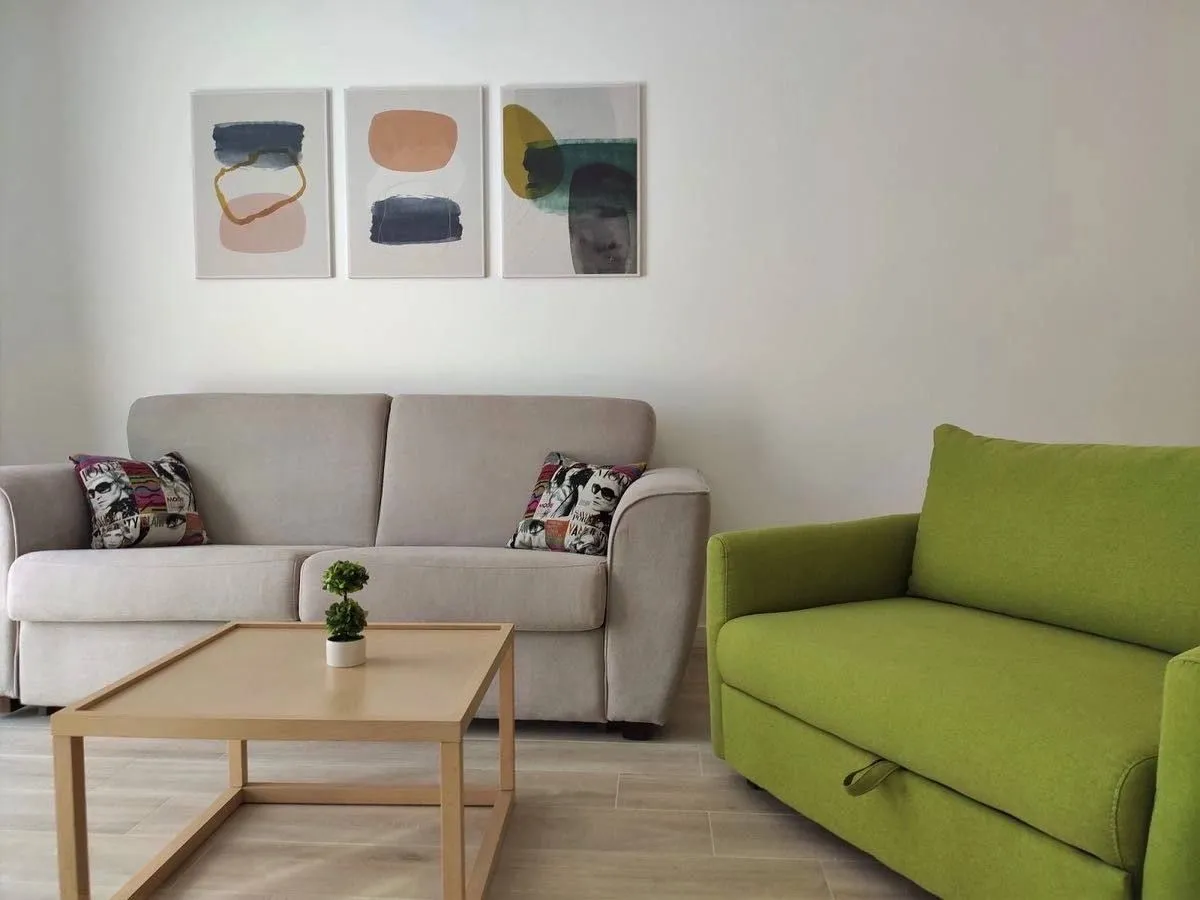 Rent, one bedroom apartment, 48m², Bečići, Budva