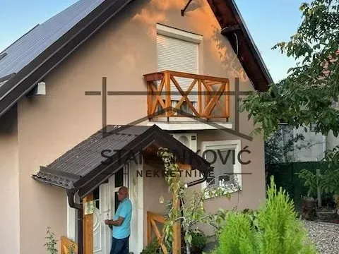 Sale, house, 250m², Čortanovci, Inđija - image 4