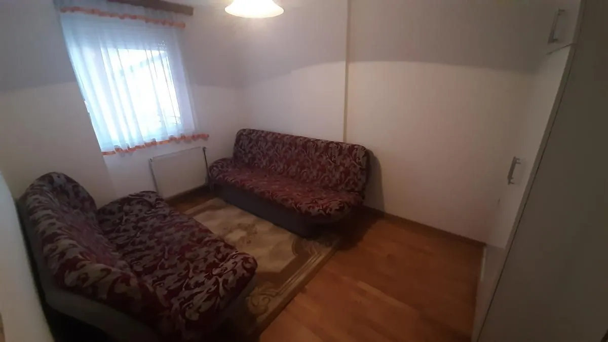 Izdavanje, dvosoban stan, 48m², Nova Detelinara, Novi Sad Sve Podlokacije