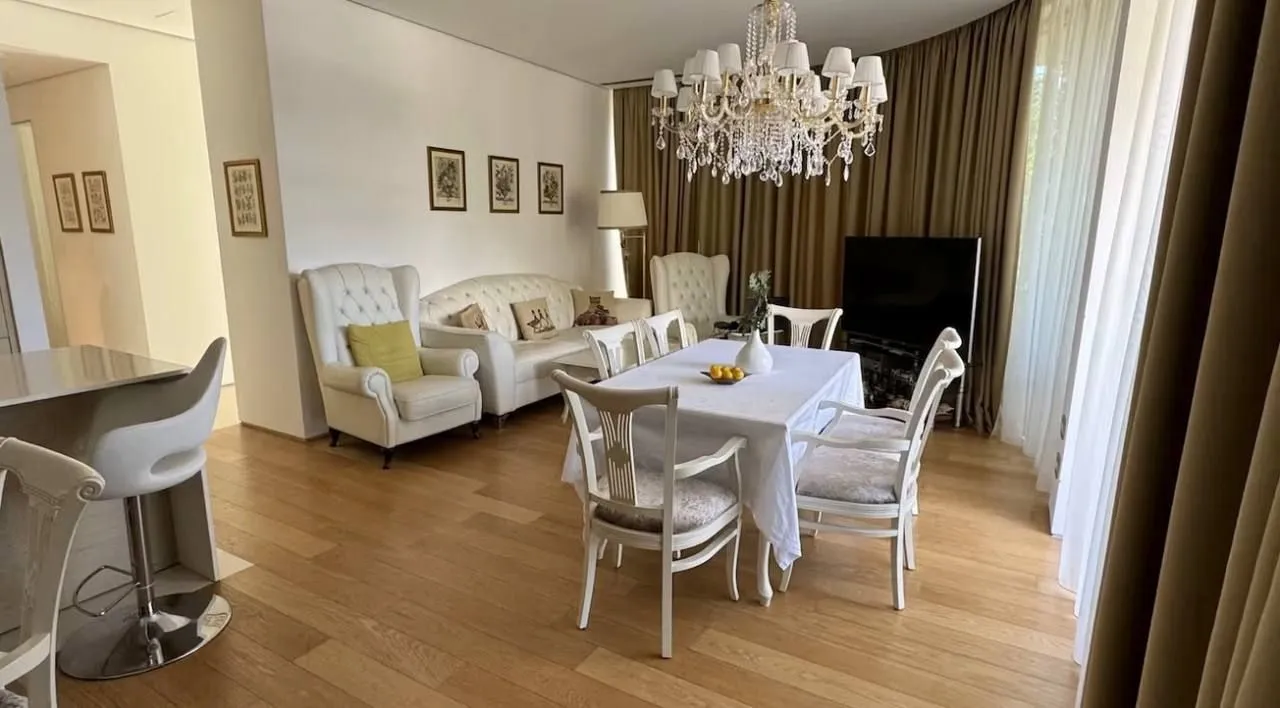 Prodaja, dvosoban stan, 141m², Dukley Gardens, Budva