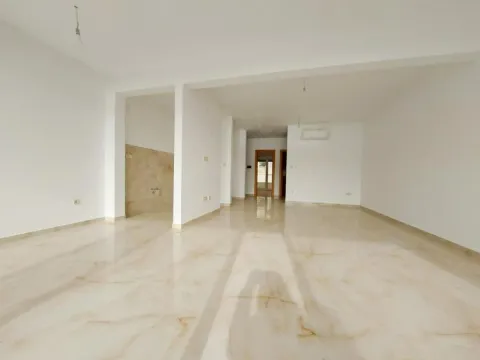 Sale, two bedroom apartment, 91m², Baošići, Herceg Novi - image 24