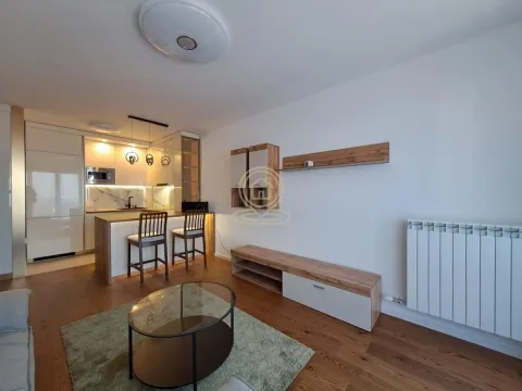 Rent, three bedroom apartment, 69m², Višnjička Banja, Palilula Sve Podlokacije - image 4