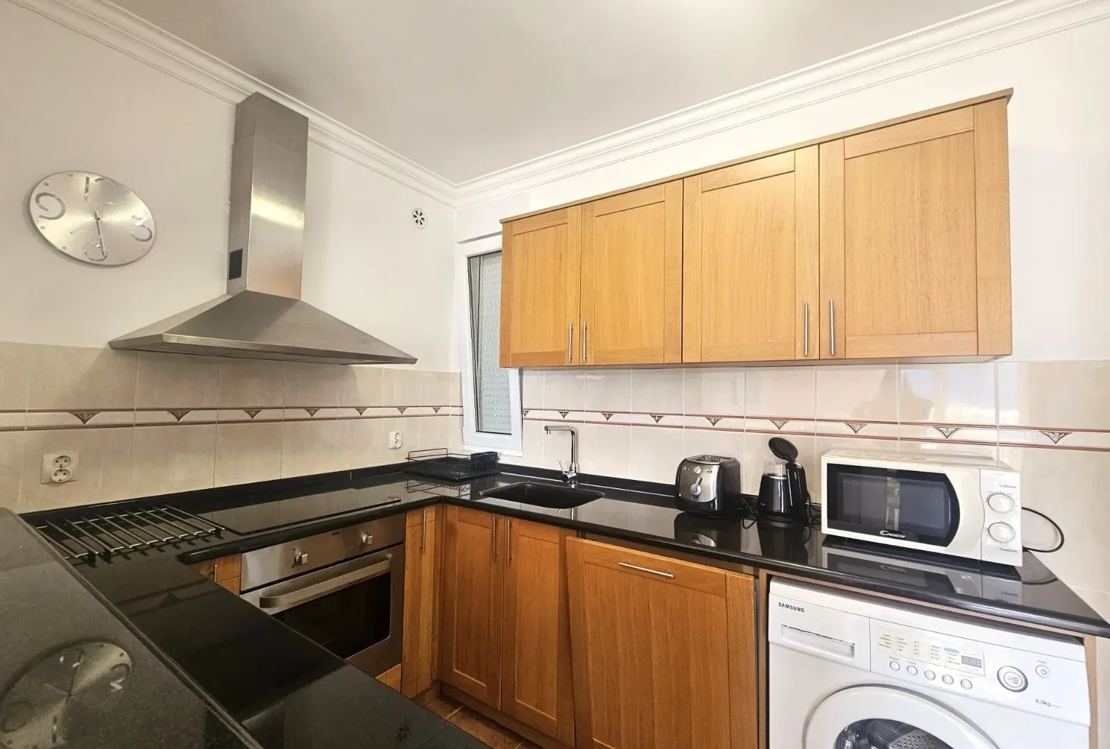 Prodaja, dvosoban stan, 77m², Orahovac, Kotor