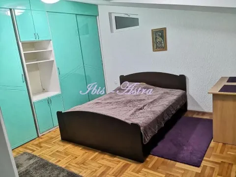 Izdavanje, dvosoban stan, 42m², Đeram Pijaca, Beograd - image 5