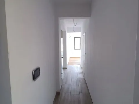 Sale, three bedroom apartment, 90m², Bečići, Budva - image 11