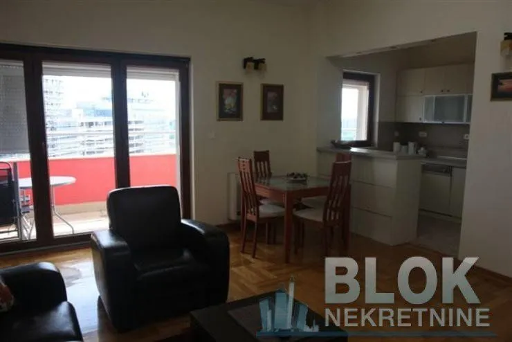 Rent, two bedroom apartment, 82m², Preko Morače, Podgorica