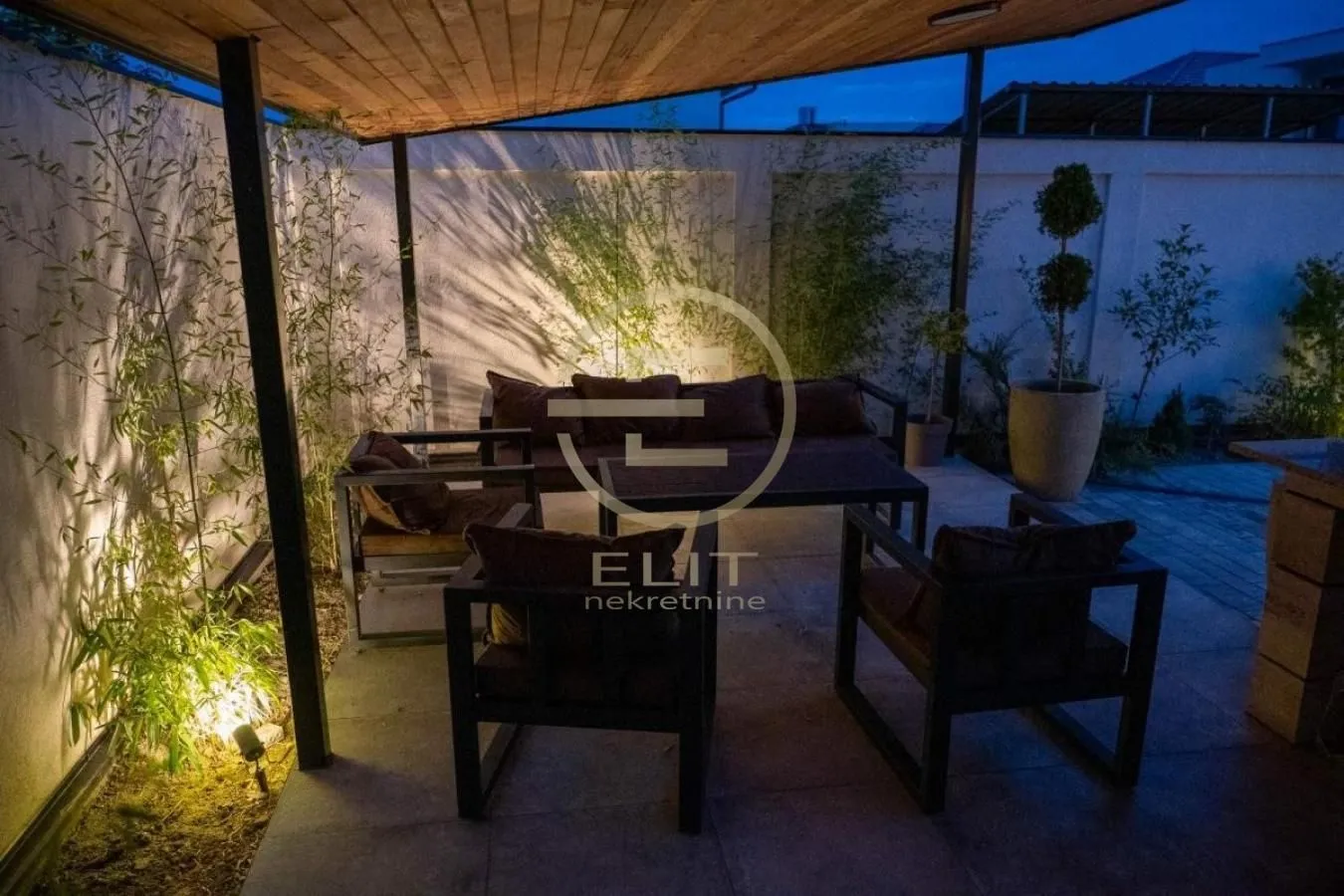 Prodaja, kuća, 143m², Veternik, Novi Sad Sve Podlokacije