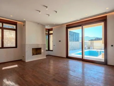 Prodaja, kuća, 500m², Mareza, Podgorica - image 2