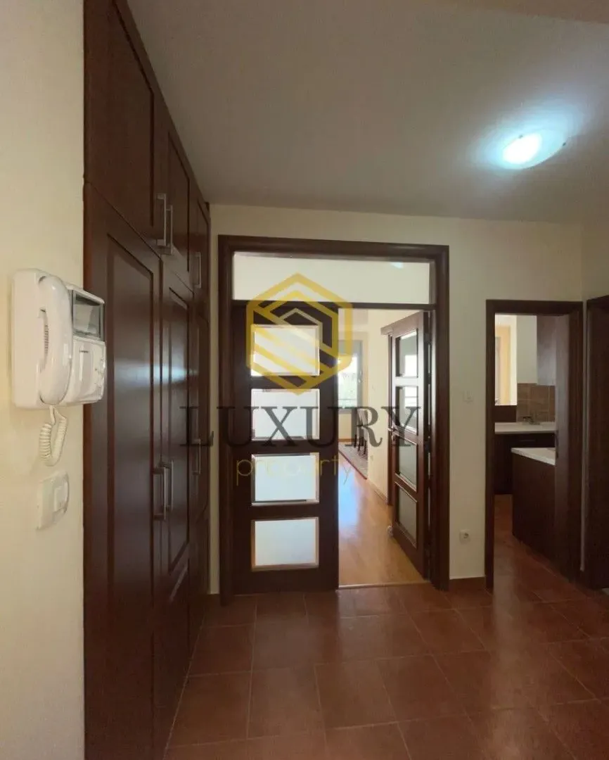 Izdavanje, dvosoban stan, 125m², Gorica C, Podgorica