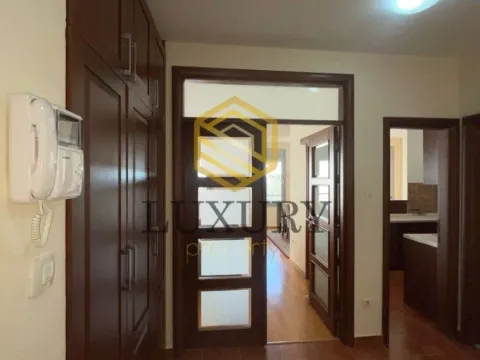 Izdavanje, dvosoban stan, 125m², Gorica C, Podgorica - image 6