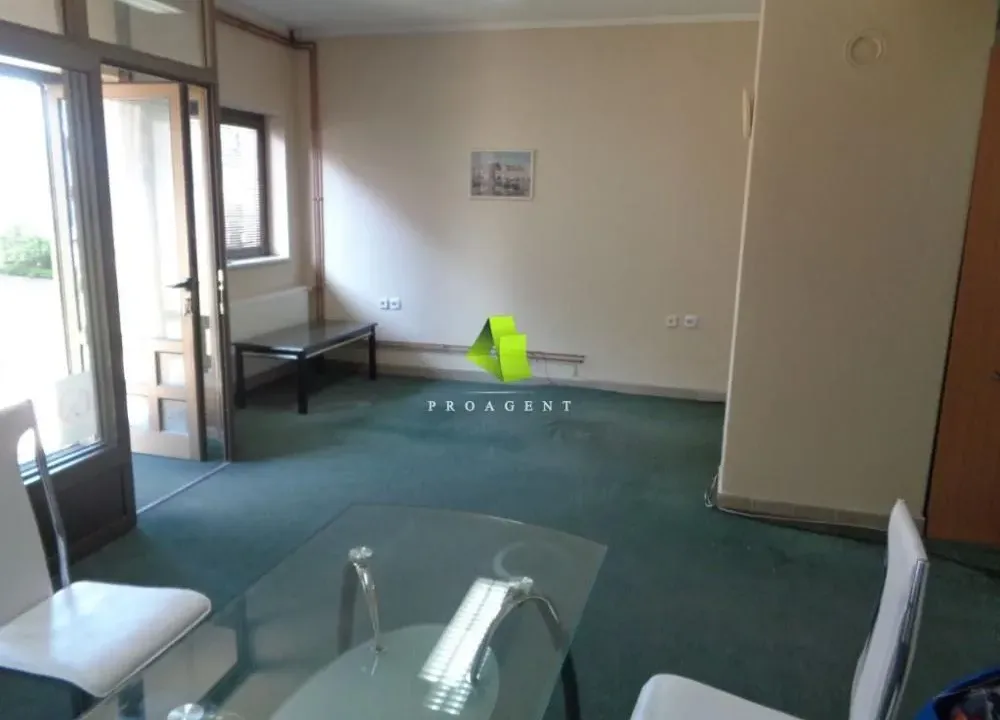 Izdavanje, poslovni prostor, 70m², Ledena Stena, Niš