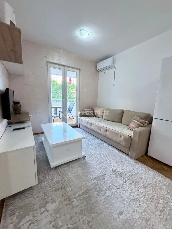 Rent, one bedroom apartment, 38m², Stari Aerodrom, Podgorica