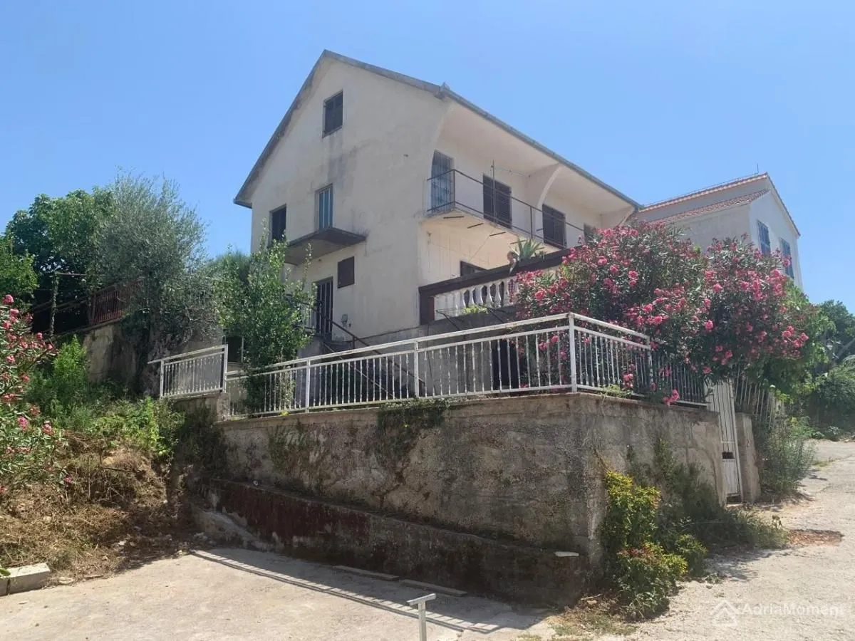 Sale, house, 136m², Tivat, Crna Gora
