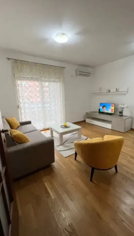 Rent, one bedroom apartment, 51m², City Kvart, Podgorica