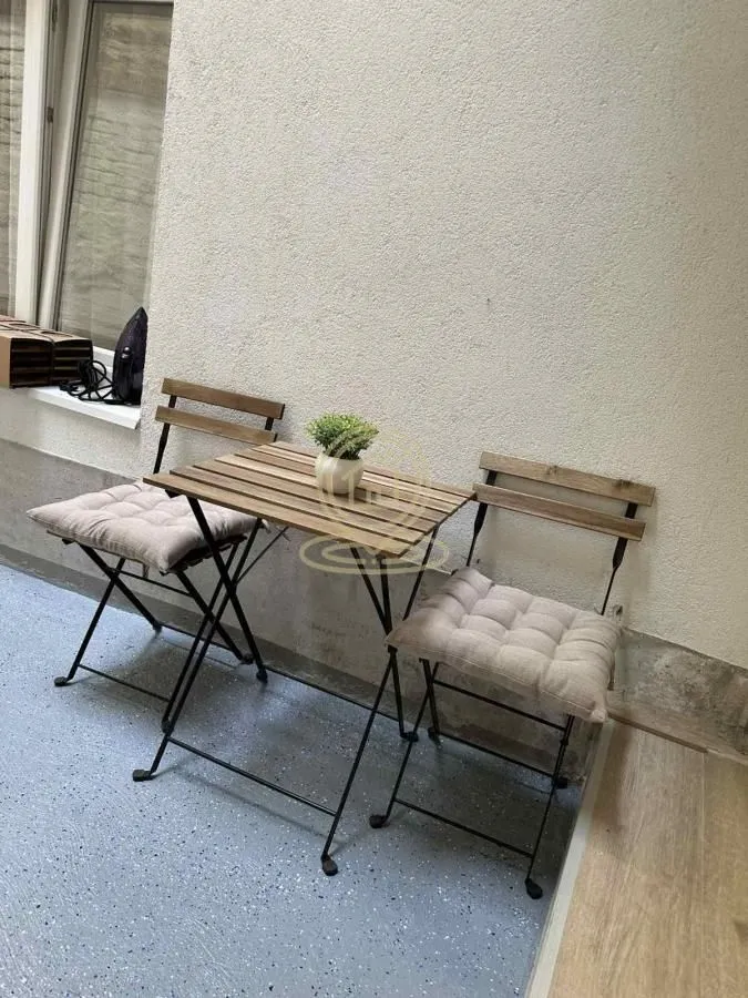 Rent, two bedroom apartment, 56m², Stari Grad, Beograd