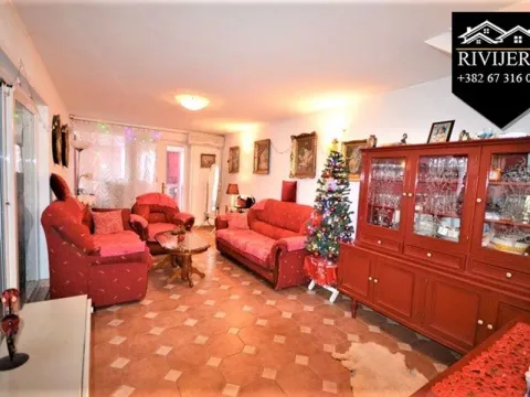 Prodaja, stan, 182m², Igalo, Herceg Novi - image 1