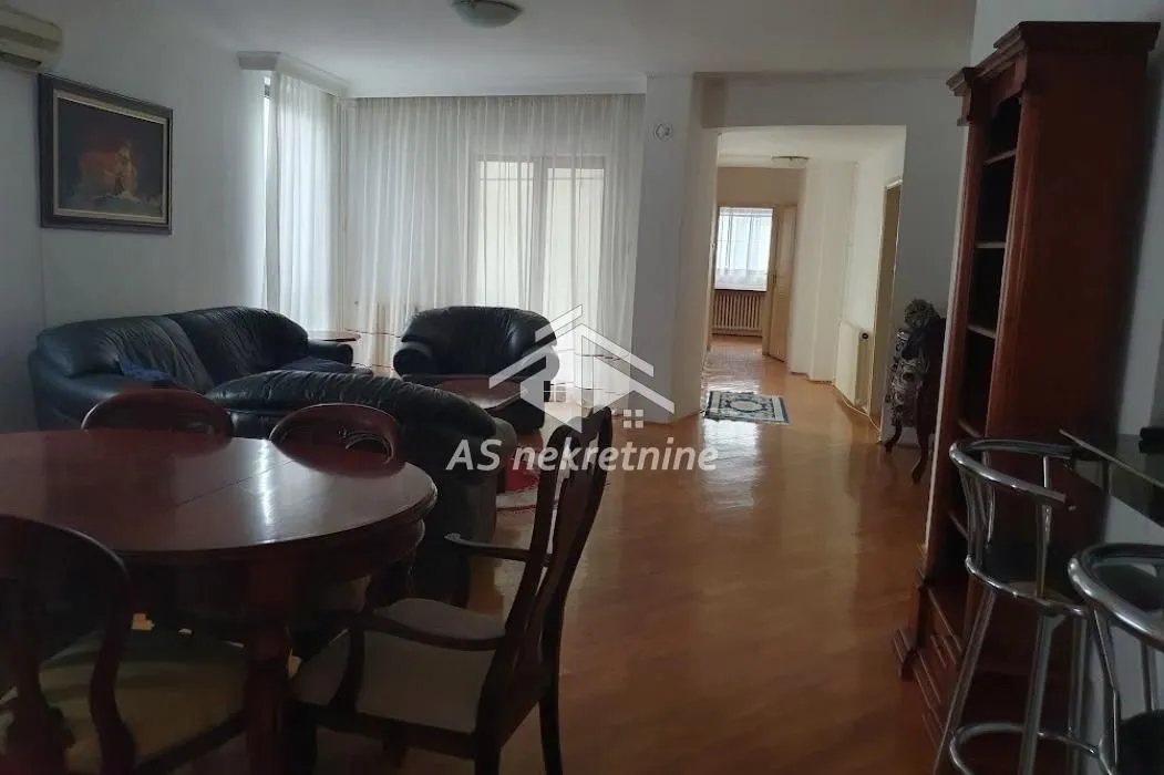 Rent, four bedroom apartment, 125m², Čukarica, Beograd