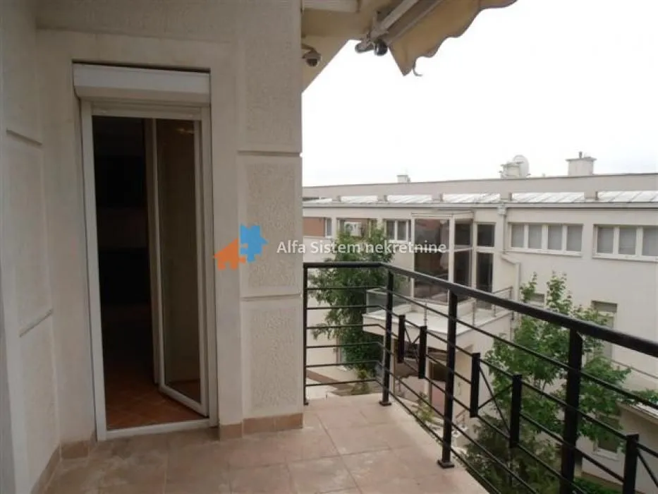 Rent, three bedroom apartment, 130m², Savski Venac, Beograd