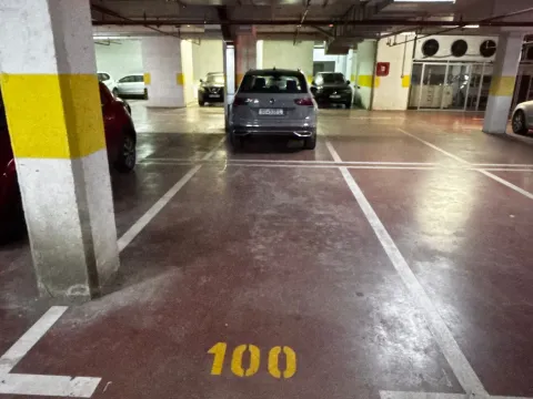 Rent, parking/garage, 12m², Zagorič, Podgorica - image 2